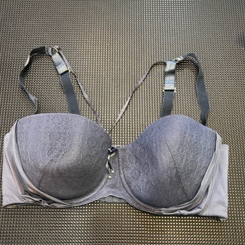 Smart and sexy Bra size 40D